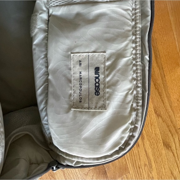 Incase Ari Marcopoulos Camera Bag - Picture 11 of 11